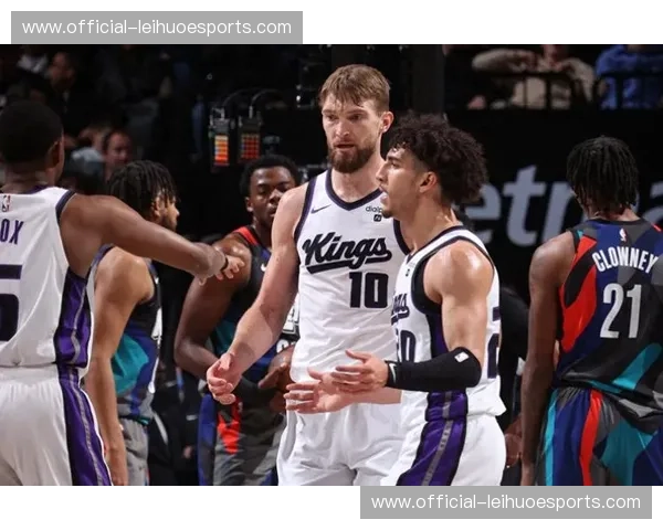 国王大胜爵士 福克斯主导快攻反击稳固球队西部前八位置 国王大胜爵士 福克斯主导快攻反击稳固球队西部前八位置